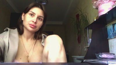ElfriedaEken live cam on Cam4