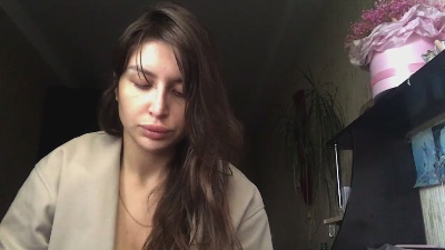 ElfriedaEken live cam on Cam4