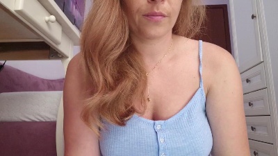 Eli24love live cam on Cam4
