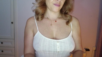 Eli24love live cam on Cam4