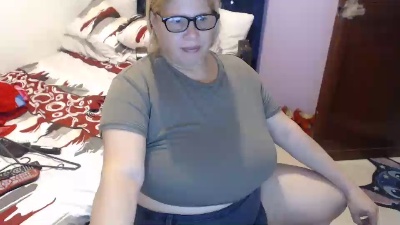 EliTaylor live cam on Cam4
