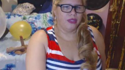 EliTaylor live cam on Cam4