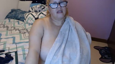 EliTaylor live cam on Cam4