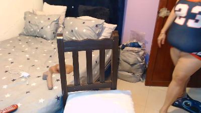 EliTaylor live cam on Cam4