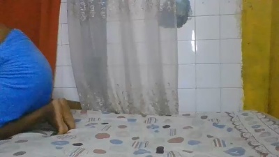 Elia207 live cam on Cam4