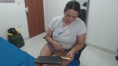 Elianabrook live cam on Cam4