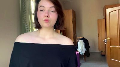 EliciaShirah live cam on Cam4