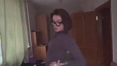 EliciaShirah live cam on Cam4