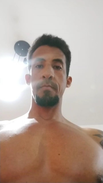 Elijm live webcam show