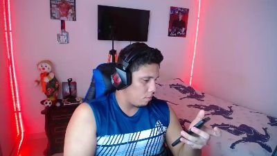 Elimanuel live cam on Cam4