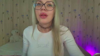 ElinOceanX live cam on Cam4