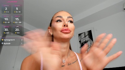 ElinaMoon_ live cam on Cam4
