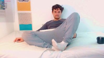 Elio_520 live cam on Cam4