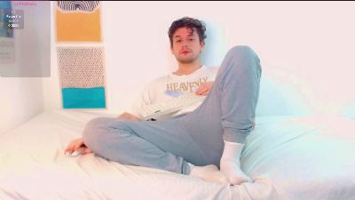 Elio_520 live cam on Cam4