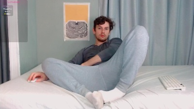Elio_520 live cam on Cam4