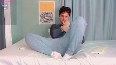 Elio_520 live cam on Cam4