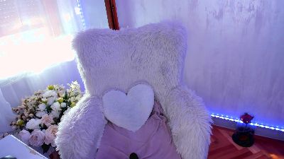 ElisaBaxter live cam on Cam4