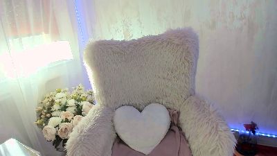 ElisaBaxter live cam on Cam4