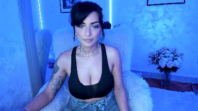 ElisaBaxter live cam on Cam4