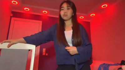 ElisabethSaade live cam on Cam4