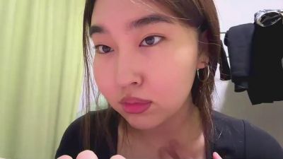 ElisabethSaade live cam on Cam4