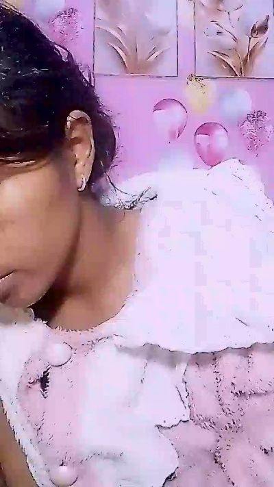 Elisah7 live cam on Cam4