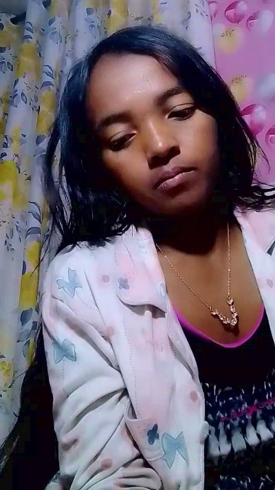 Elisah7 live cam on Cam4