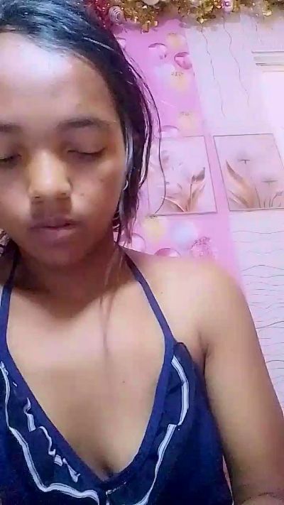 Elisah7 live cam on Cam4