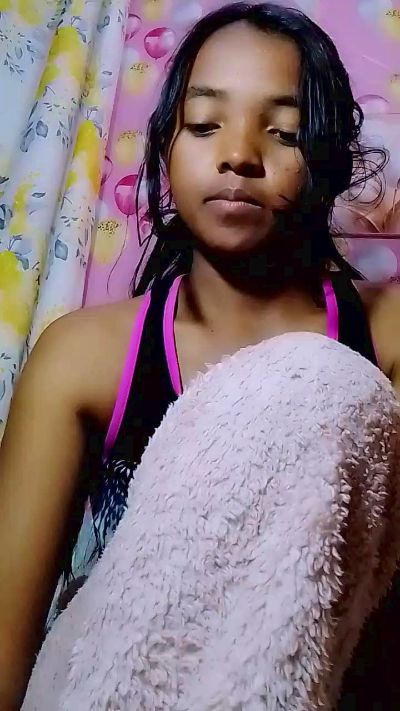 Elisah7 live cam on Cam4