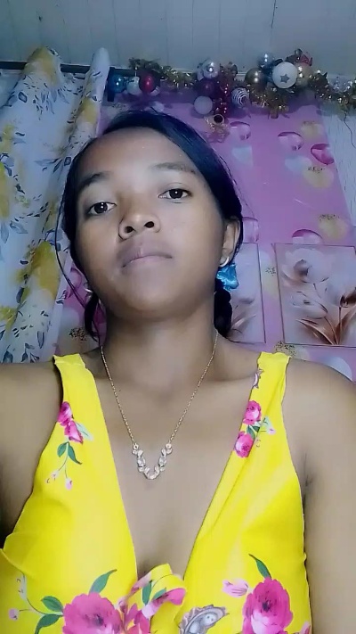 Elisah7 live cam on Cam4