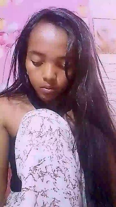 Elisah7 live cam on Cam4