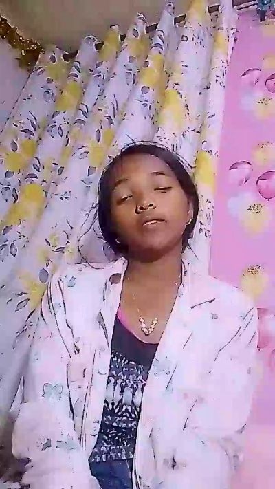 Elisah7 live cam on Cam4