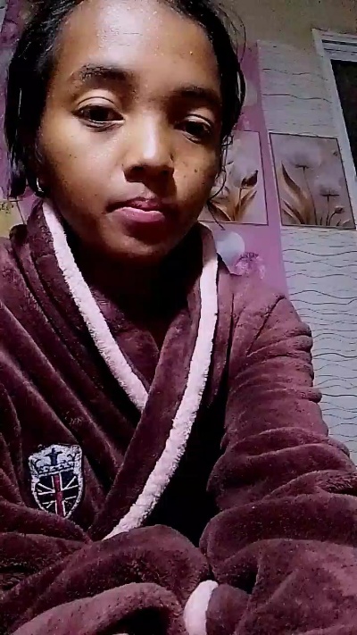 Elisah7 live cam on Cam4