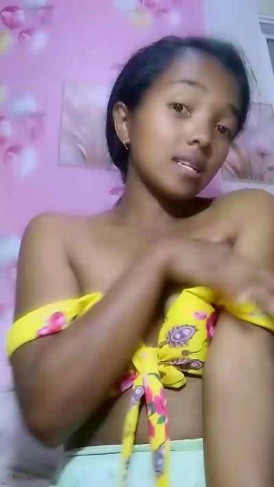 Elisah7 live cam on Cam4