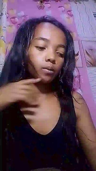Elisah7 live cam on Cam4