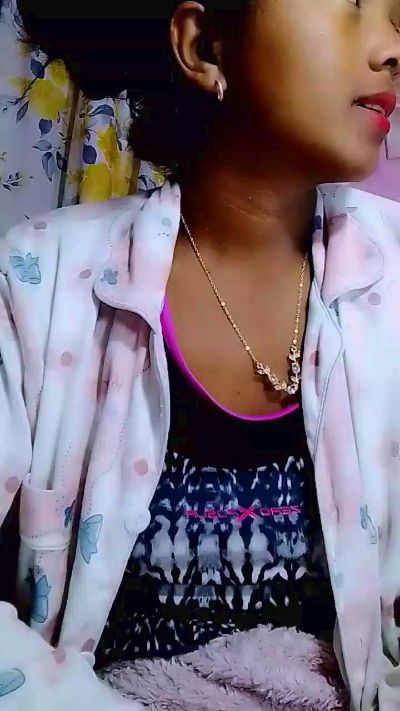 Elisah7 live cam on Cam4