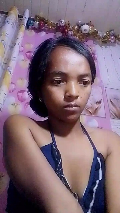Elisah7 live cam on Cam4