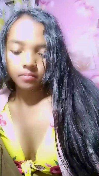 Elisah7 live cam on Cam4