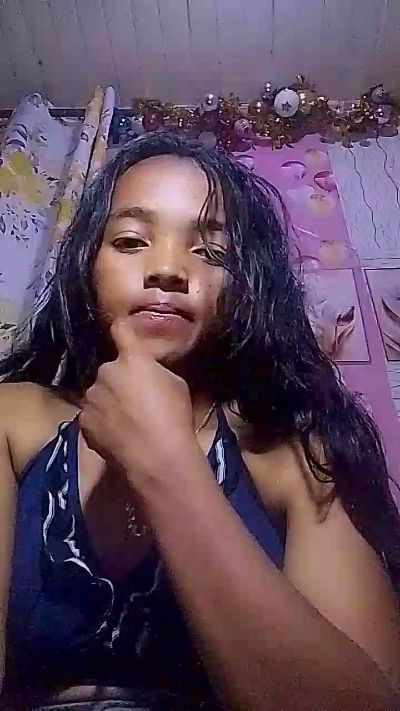 Elisah7 live cam on Cam4