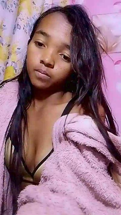 Elisah7 live cam on Cam4