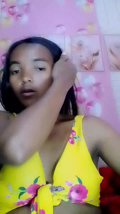 Elisah7 live cam on Cam4