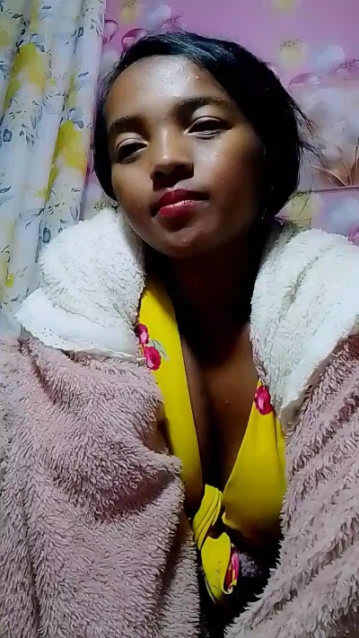 Elisah7 live cam on Cam4