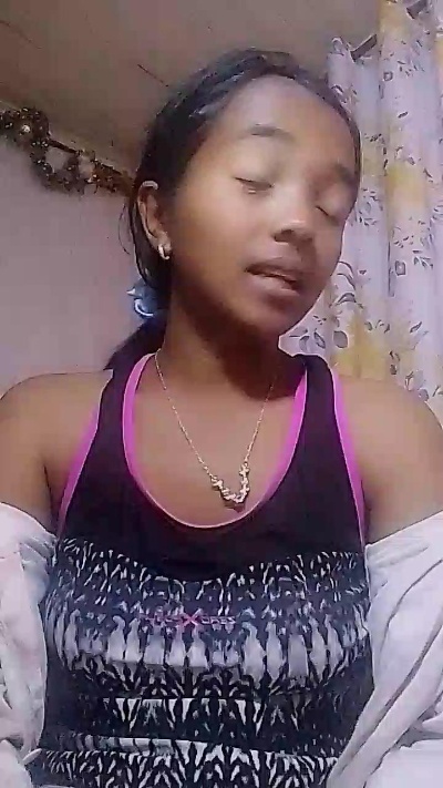 Elisah7 live cam on Cam4