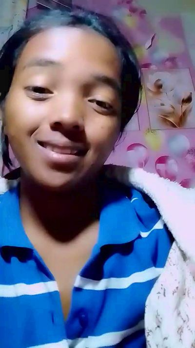 Elisah7 live cam on Cam4