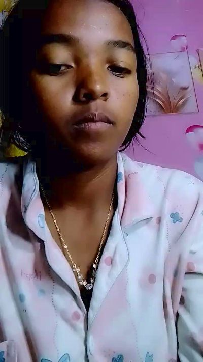 Elisah7 live cam on Cam4