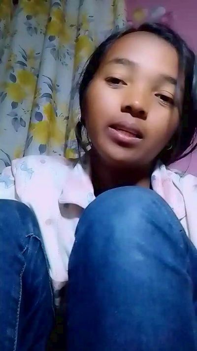 Elisah7 live cam on Cam4