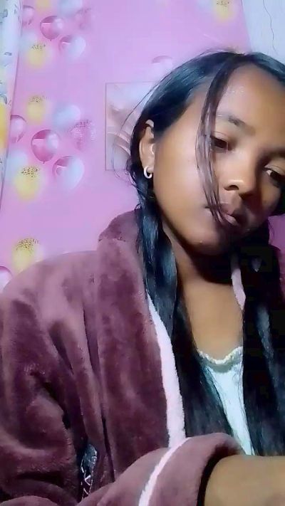 Elisah7 live cam on Cam4