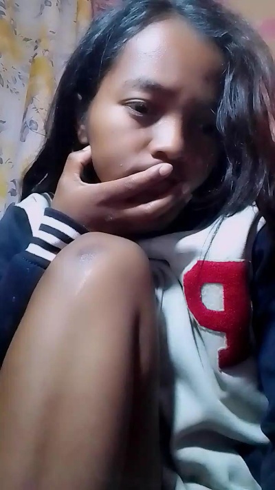 Elisah7 live cam on Cam4