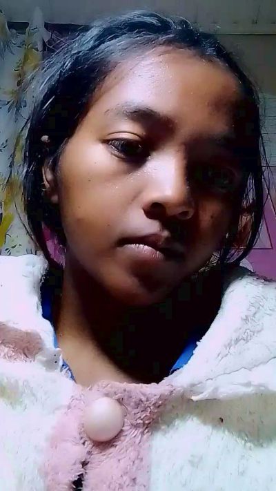 Elisah7 live cam on Cam4