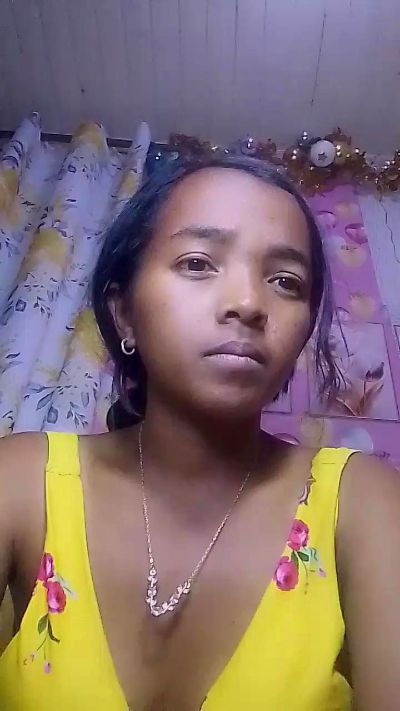 Elisah7 live cam on Cam4
